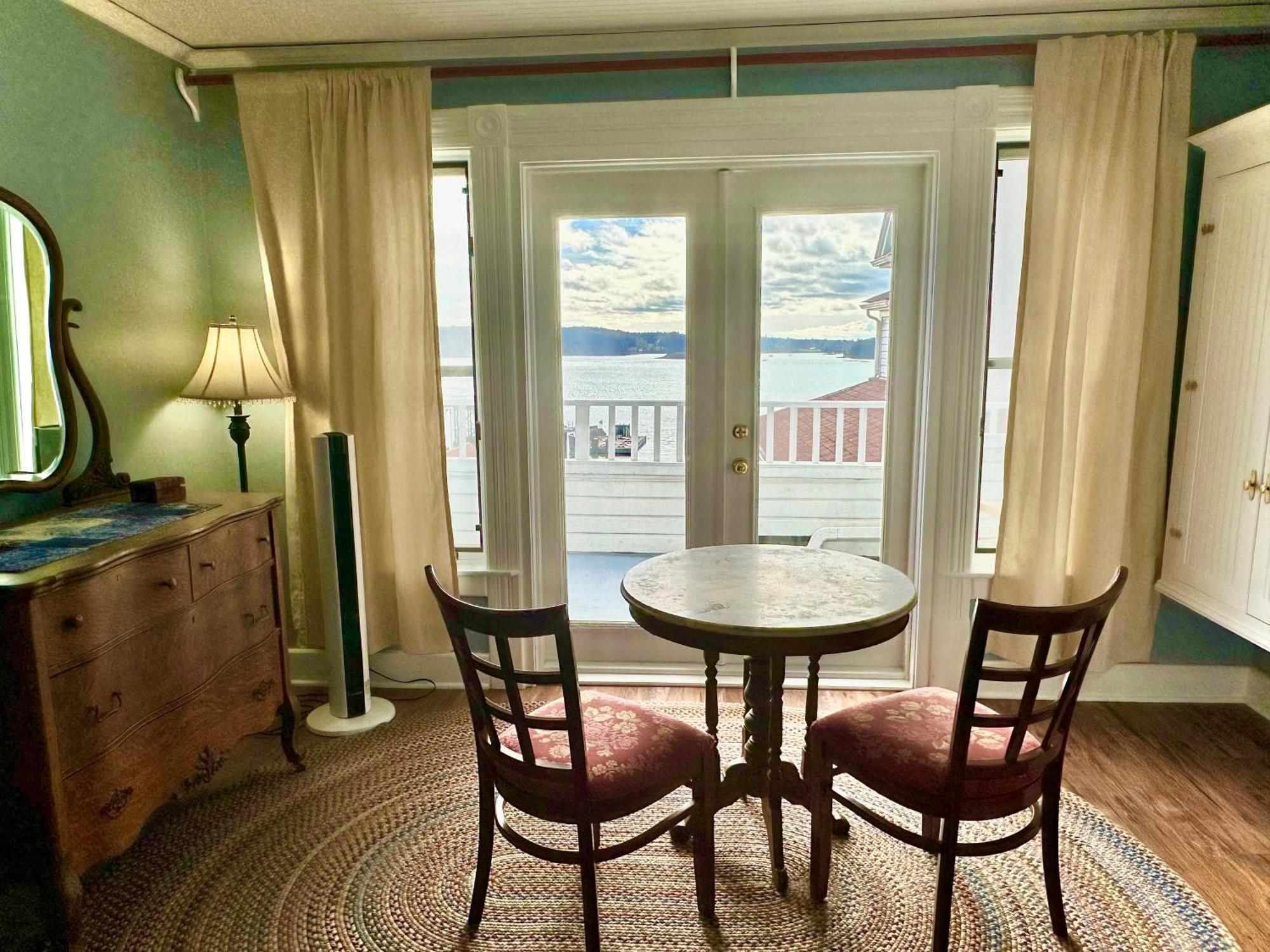 Orcas Hotel エクステリア 写真
